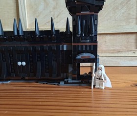 Lego Lord of the Rings "Battle at the Black Gate" 79007 - Complete Used