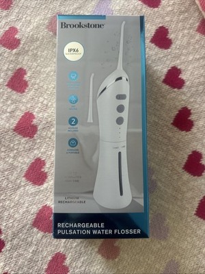 Brookstone Rechargeable Water Flosser Cordless Type-C IPX6 Portable 2 Nozzles.