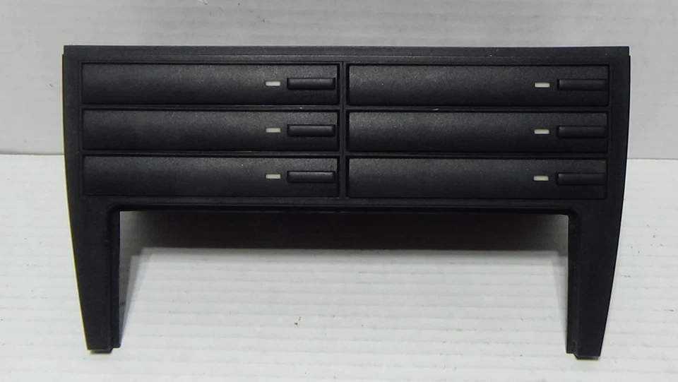 Mercedes Benz 190E 1991-1993 tablero 6 casset cubierta bandeja negro Foto 3 de 4