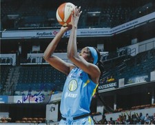 VICTORIA MACAULAY Signed 8 x 10 Photo WNBA Temple Owls CHICAGO SKY Basketball