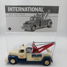 1999 First Gear Eastwood Automobilia 19-2378 International 1957 Tow Truck Nib 1999 First Gear Eastwood Automobilia 19-2378 International 1957 Tow Truck Nib