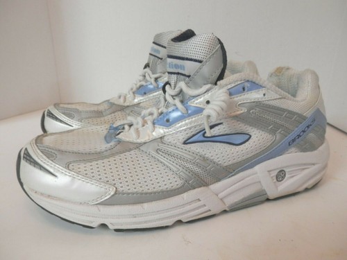 brooks addiction trainers