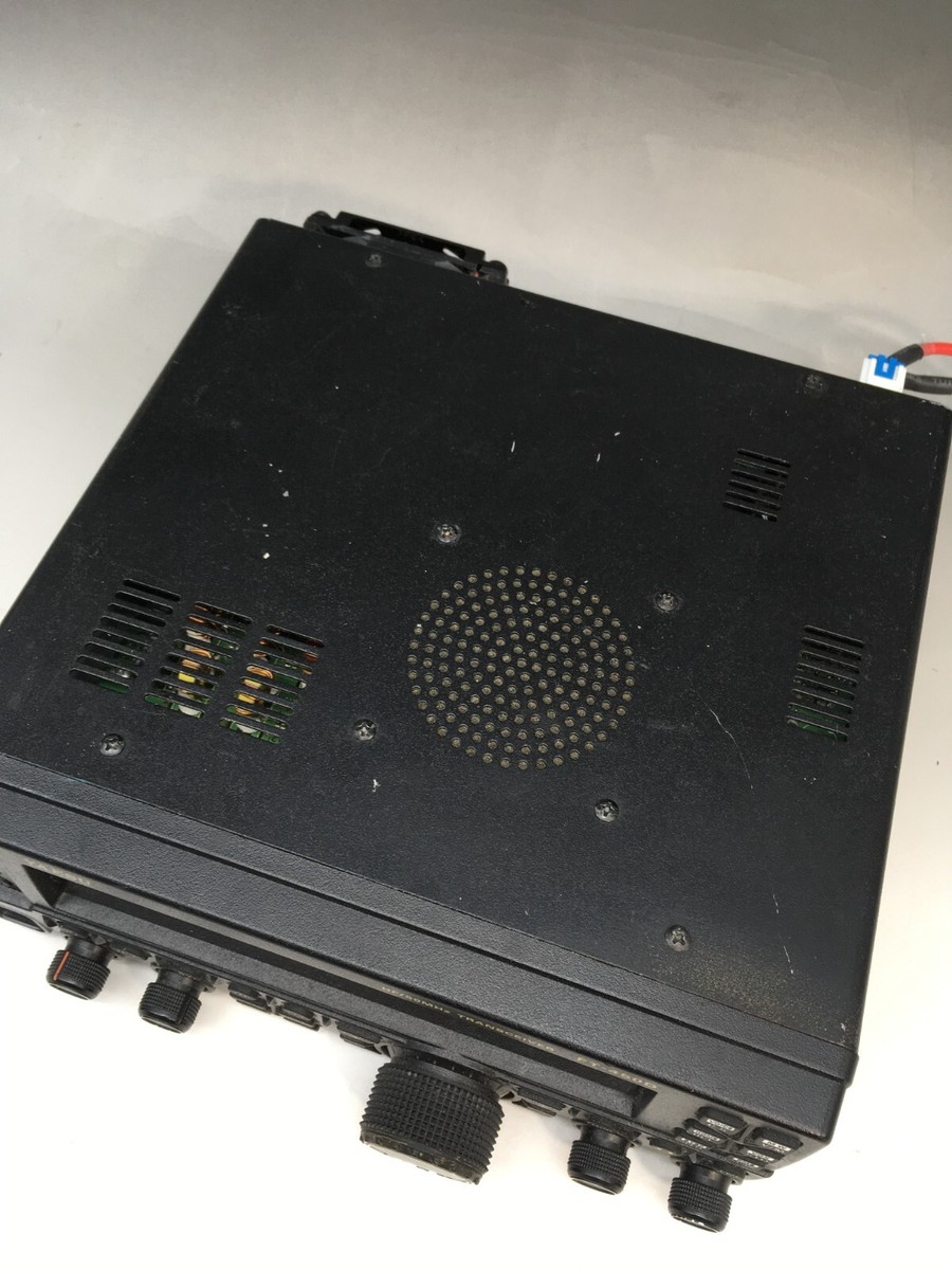 YAESU FT−450D HF/50mHトランシーバ― YAESU FT-450D HF/50MHzトランシーバー Yaesu FT-450D Yaesu FT