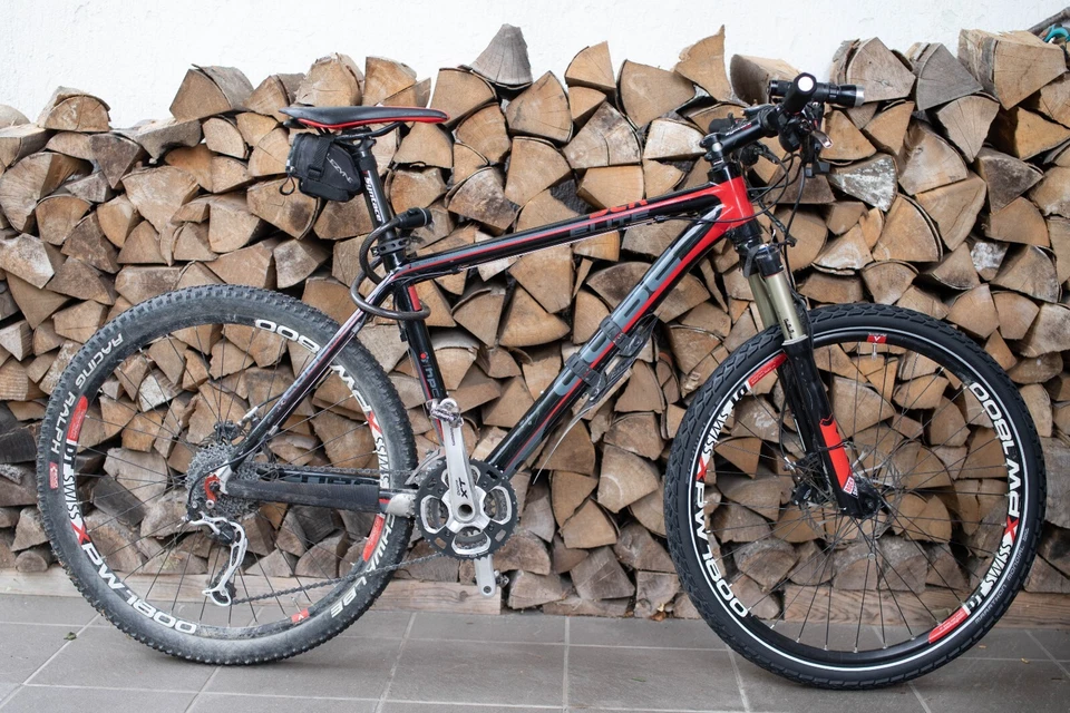 Cube Elite HPC 2010 – Elixir R – Hardtail – 18" Carbonrahmen