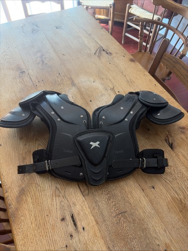 Xenith Flyte 2 TD Youth Football Shoulder Pads Large - Excellent