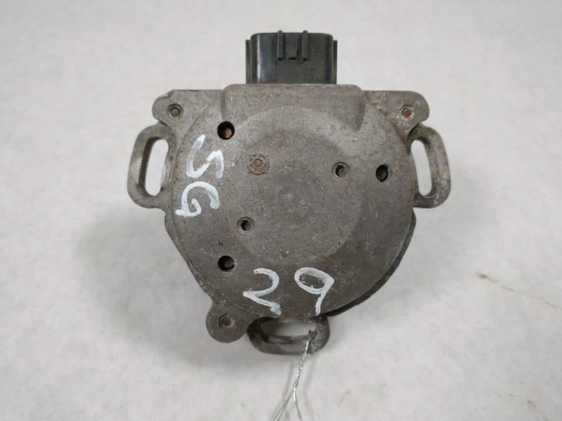 Distributor Hitachi Manufactured Fits 93-97 INFINITI J30 64021 - Image 4 of 4