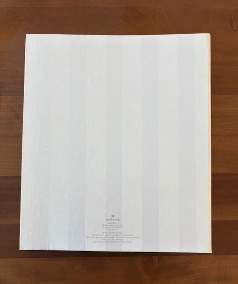 Álbum de fotos blanco grande Hallmark (11" x 13") - 8 páginas autoadhesivas  Foto 2 de 4