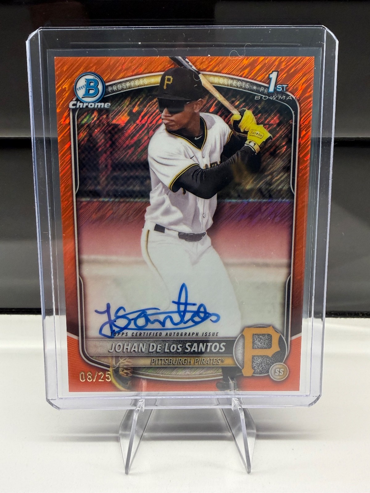 JOHAN DE LOS SANTOS 2025 BOWMAN CHROME 1ST ORANGE SHIMMER AUTO /25 CPA-JDLS
