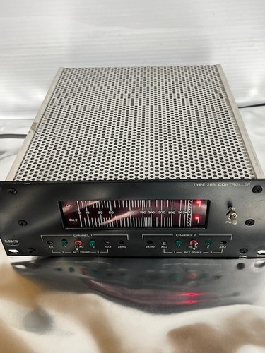 MKS TYP 286 TC GAUGE CONTROLLER, 2 KANAL - Bild 2 von 4