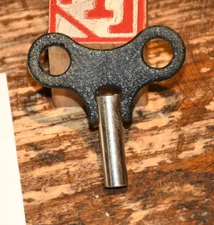 size 11  Vintage Clock Winding Key  #k57 5.0mm