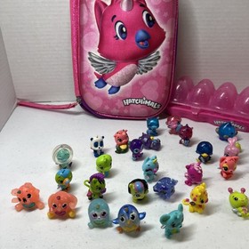 Hatchimals lot of 30 figures, Egg Crate, & Collector Case Various Preowned