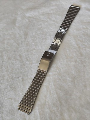 Aus einer Auflösung: tolles altes Tissot Armband