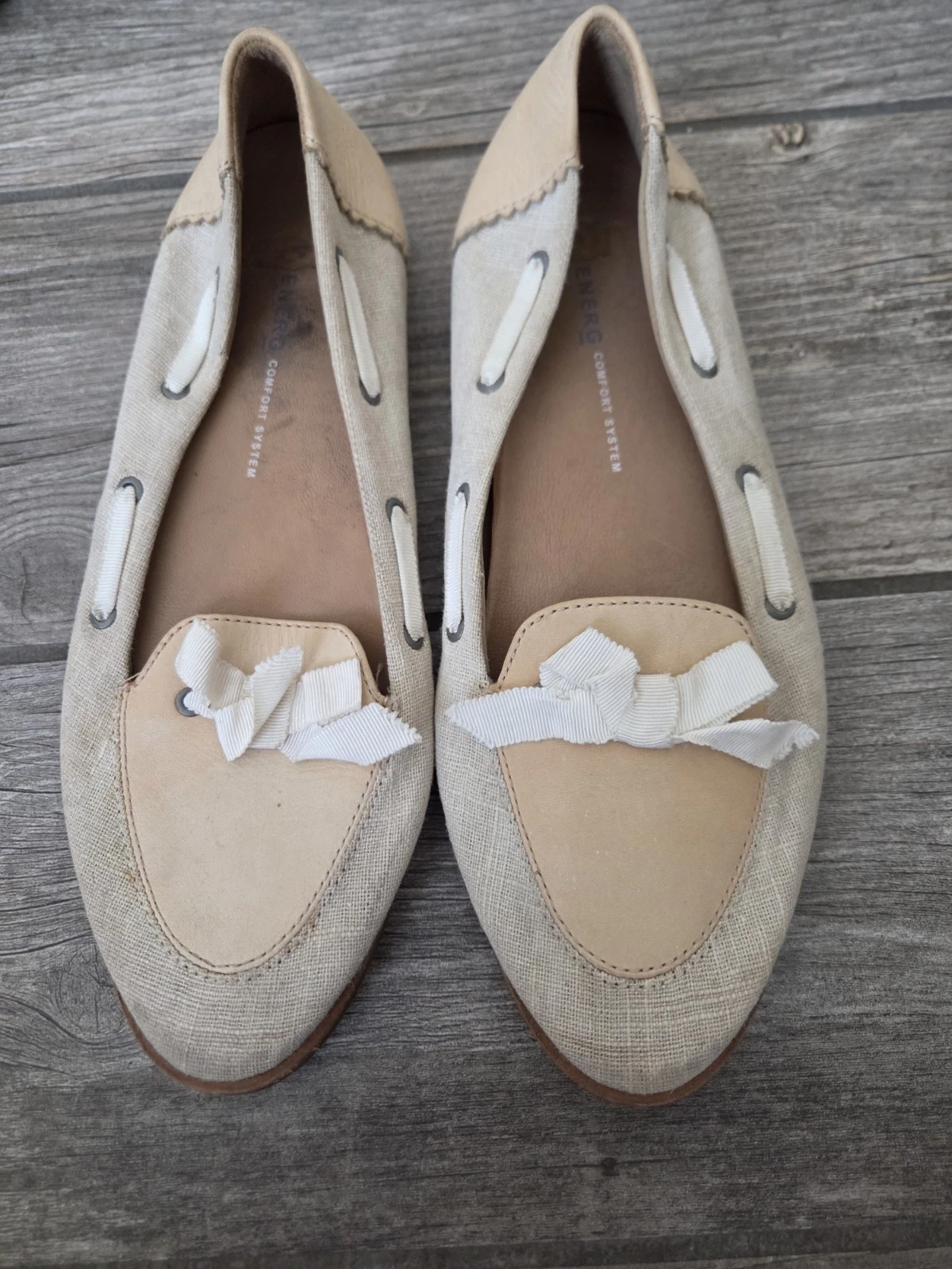 Mocassini Ugg Energ Comfort System in tela beige taglia 7. Campione. Scarpe Marks On