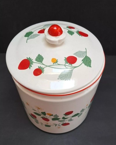 Vintage Kitchen Canister Set of 3 Strawberry Ceramic Japan White Red Green Retro - Picture 11 of 13