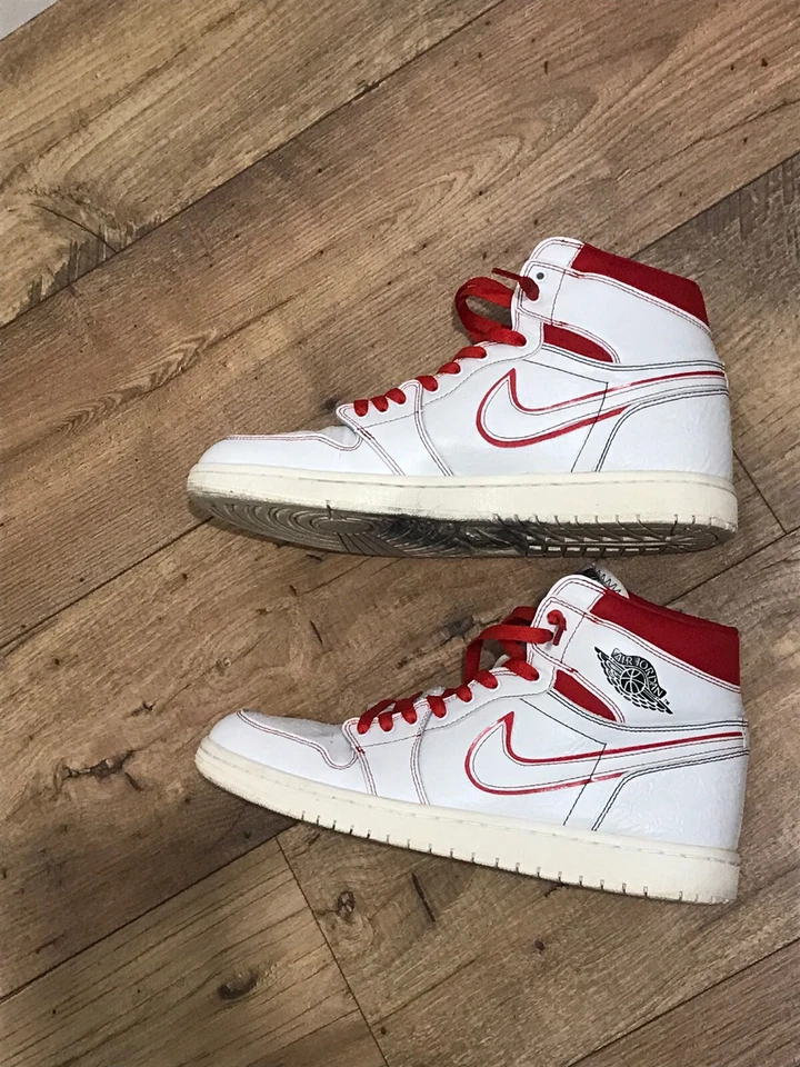 Nike Air Jordan 1 High, photo 1 sur 5