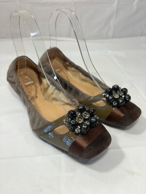 Tod s Taupe Suede Rhinestone Front Ballet Flats Shoes Size 36 EU 6 US
