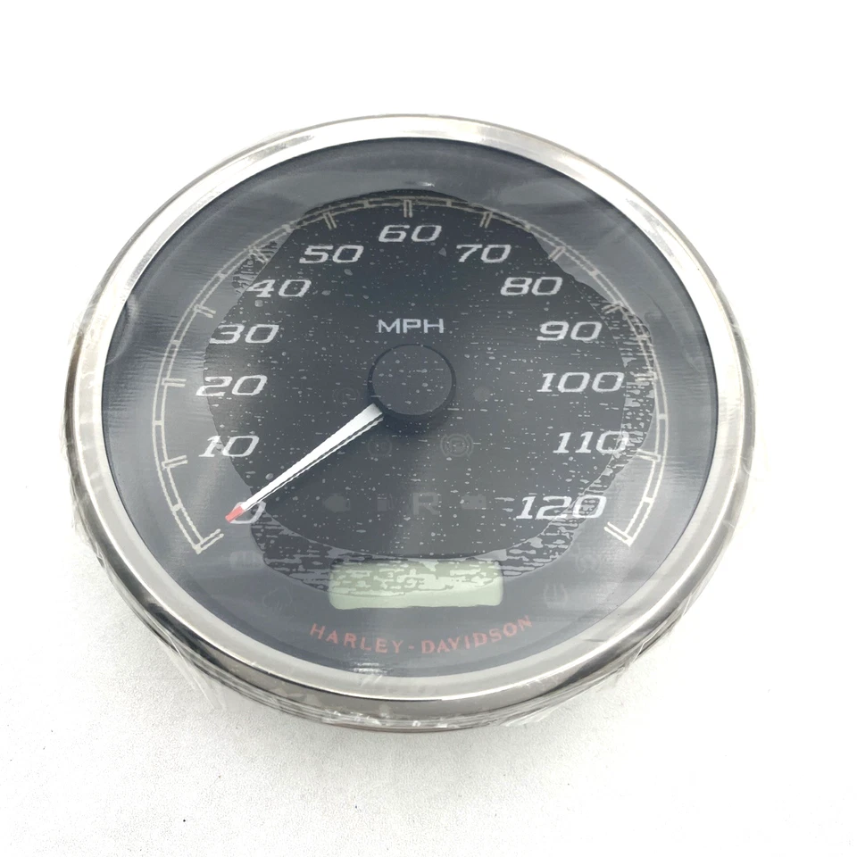 oem Harley 70900379C Speedometer Speedo Odometer Gauge 14-21 Road King Touring - Image 3 of 4
