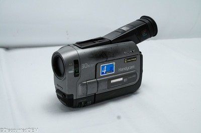 SONY Handycam CCD-TRV92 ビデオレコーダー Sony CCD-TRV92 Hi8 XR Handheld - For Parts/Repair- Imported from