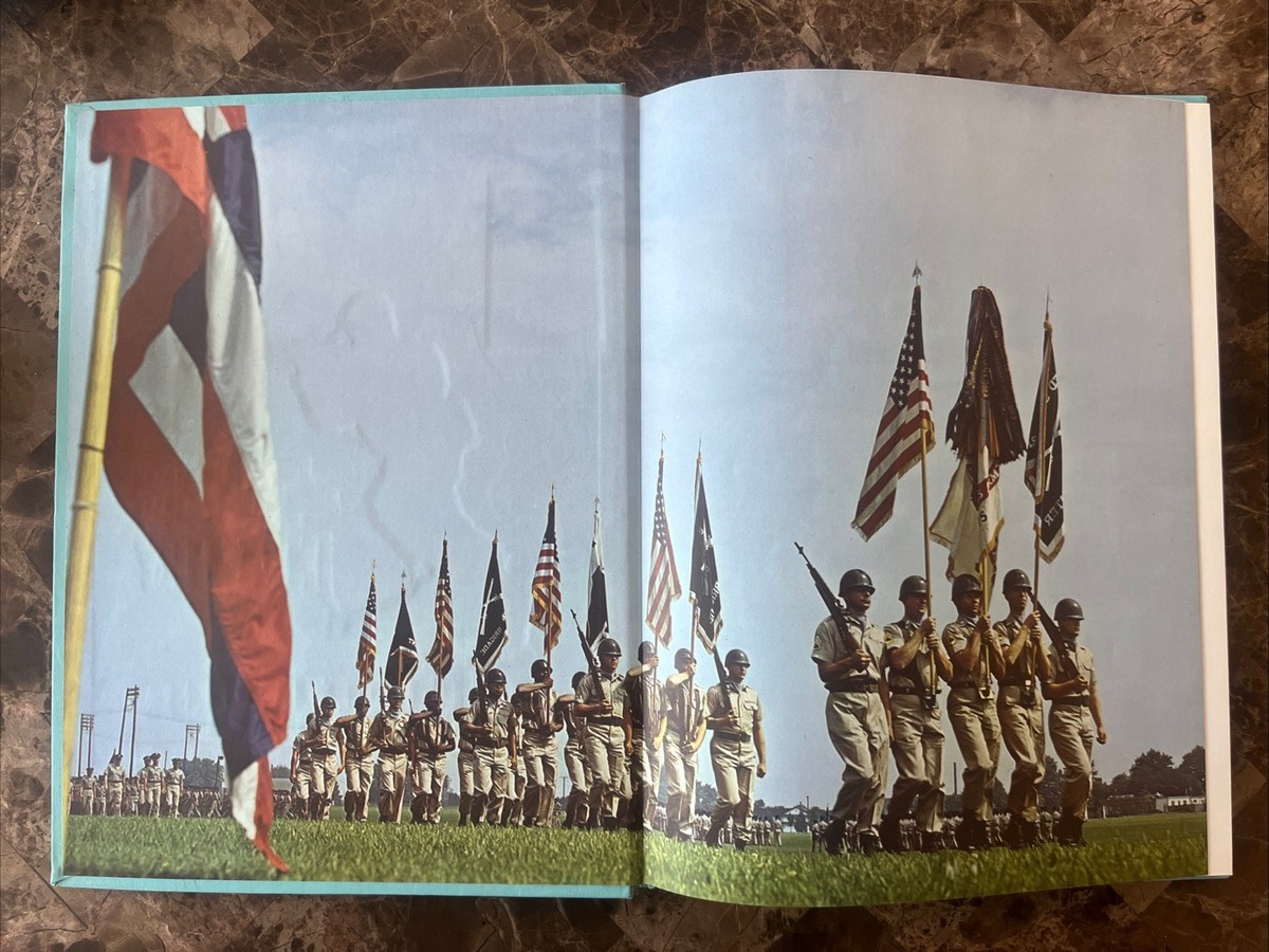 US Army Training Center Infantry Yearbook Fort Dix NJ 1969 Basic