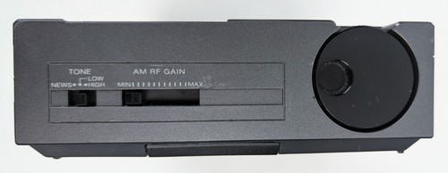 SONY ICF-2010 - AIR/AM/FM - PLL Synthesized Short Wave Receiver - In Nanuk Case! - Zdjęcie 4 z 17