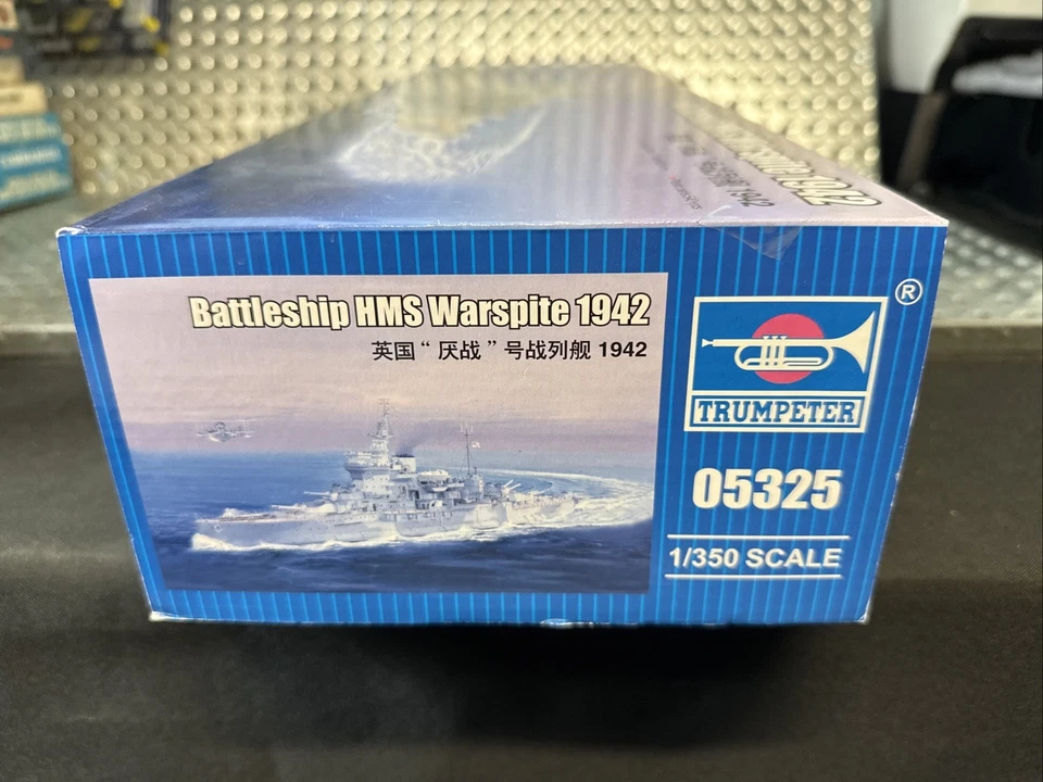 Acorazado británico HMS Warspite 1942 clase Queen Elizabeth 1:350 #5325 iniciado Foto 3 de 4