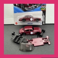 Hot Wheels Jaguar MK1 Un Spun Race Day with Mainline