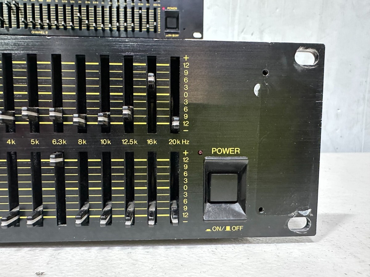 Yamaha Q2031b Dual CH Graphic Equalizer #6995 (One) Trueheartsound