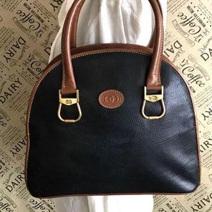 Old Gucci handbag leather black ladies from Japan i10243