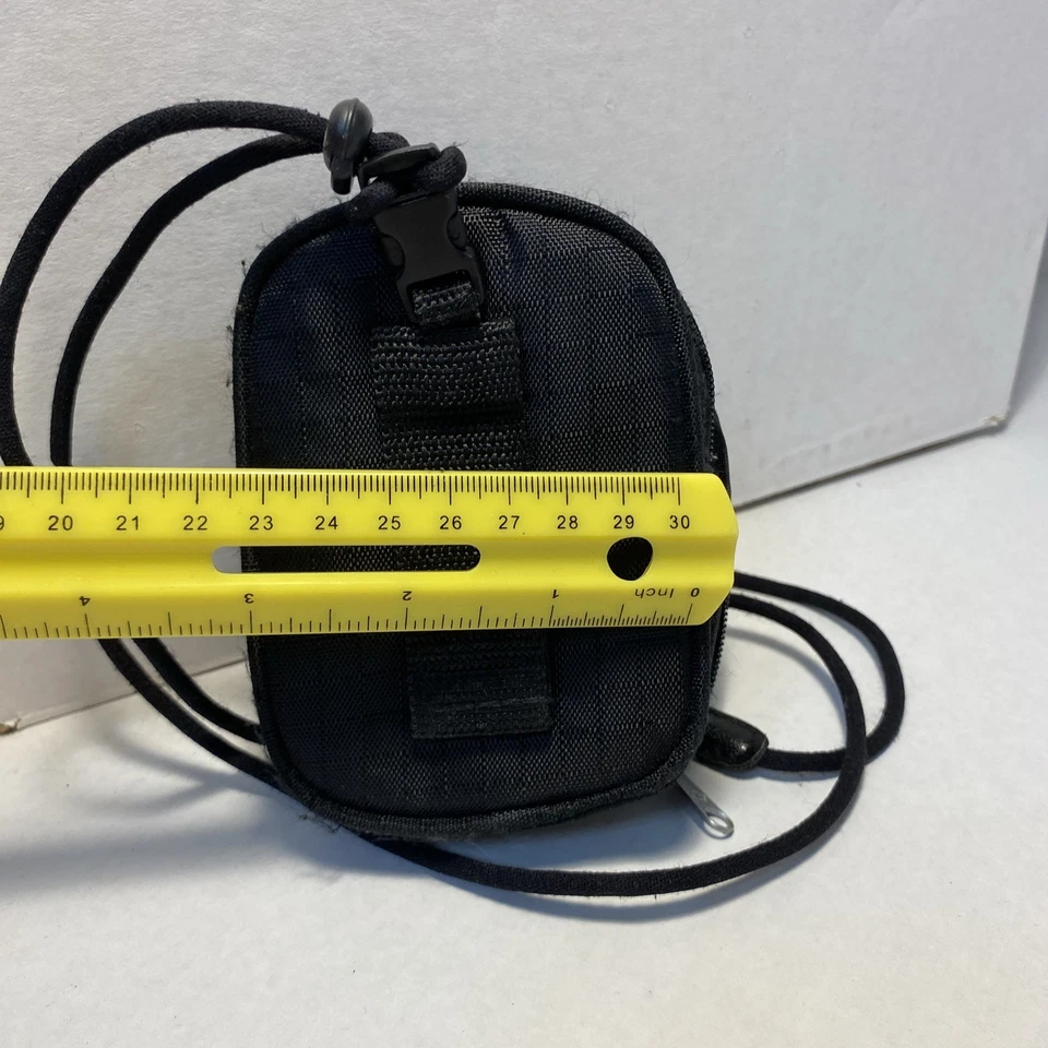 Samsonite Small Camera Bag 4.5 inch Case With Shoulder Neck Cord & Belt Loop - Image 4 of 4