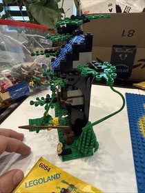 Lego 6054 Forestmen's Hideout Castle Forestmen 100% Complete
