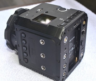 Z-CAM E2-S6  Cinema Kamera 6K EF-Mount tatellos in OVP