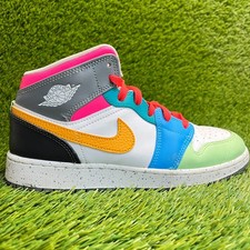 Nike Air Jordan 1 Mid SE Girls Size 6.5Y White Pink Basketball Shoes Sneakers