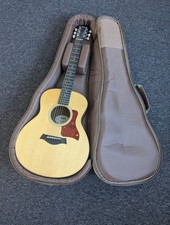 Taylor GS Mini Acoustic Guitar 2012 Solid Spruce Top w/ Padded Backpack Case
