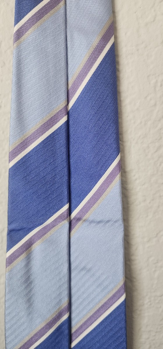 Authentic Brioni vintage luxury silk necktie, handmade in Italy. View 5