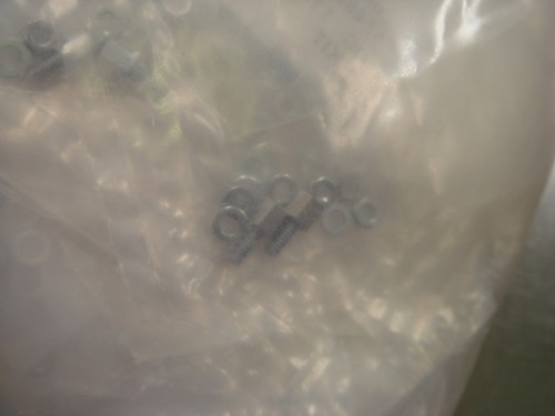 Tyco 5745563-3 New, Unused Female Screw Lock Kit - Bild 2 von 3