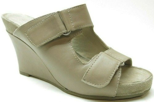aerosoles beige sandals