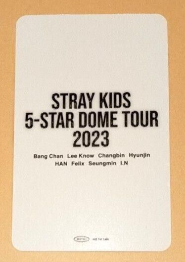 straykids 5-star dome tour バンチャン 会場トレカ s-l400.jpg