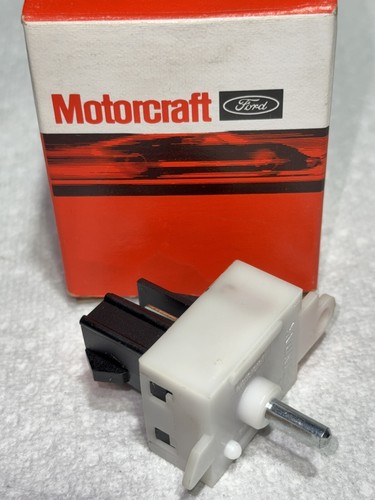 Ford Motorcraft YH-585 A/C Switch F4UZ-19986-A - Picture 5 of 8
