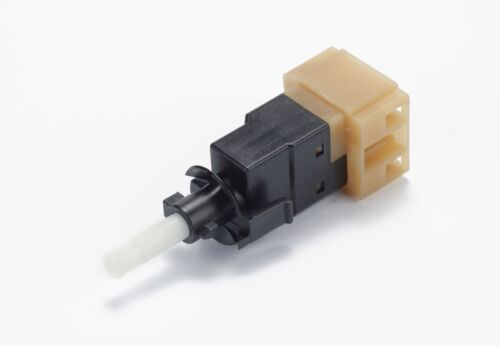 FuelParts Brake Light Switch for Mercedes Benz C43 AMG 4.3 Feb 1998 to Oct 2000 - Picture 1 of 8