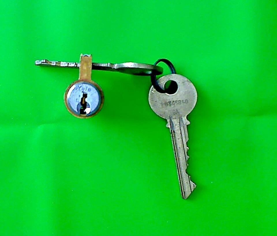 YALE 1801A CYLINDER 7-PIN VARIOUS KEYWAYS - LOCKSPORT - NEW OLD STOCK- LOCKSMITH