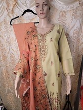 Embroidery Organza Beautiful shalwar kameez Chiffon Dupatta