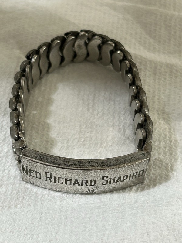 Vintage Metal Bracelet That Can Hold Tiny Photograph