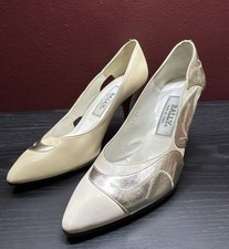 Vintage Woman s Silver White Heels Size 8