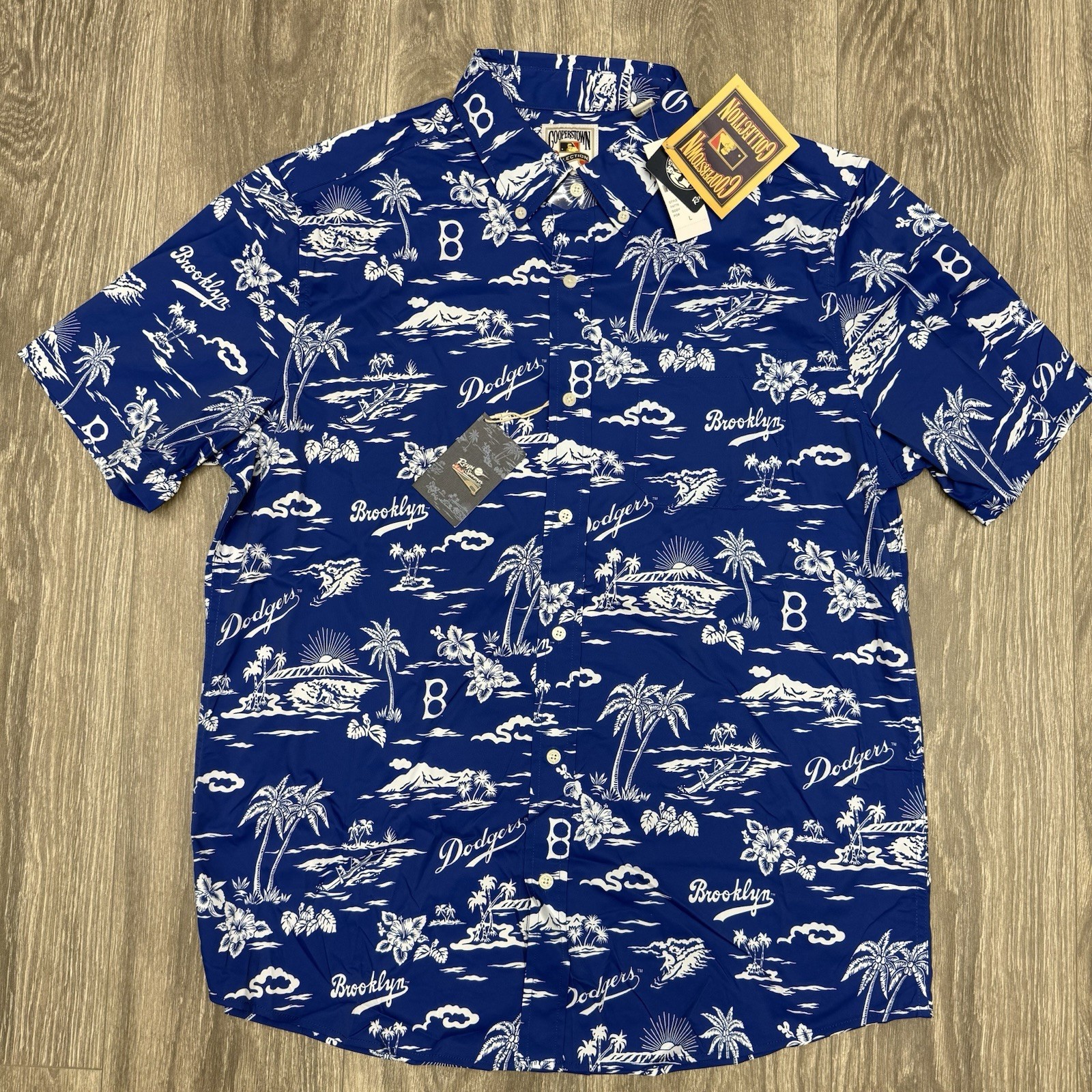 Reyn Spooner Brooklyn Dodgers Performance Button Down Hawaiian Shirt Men's Large