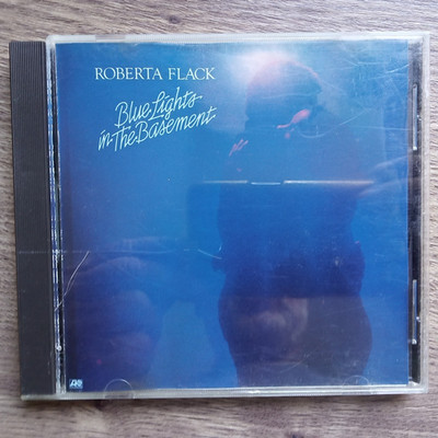 ROBERTA FLACK - Blue Lights In The Basement