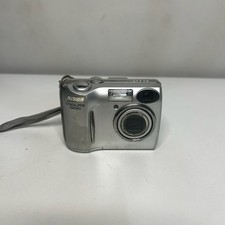 Nikon Coolpix 5600 5,1 megapixel fotocamera digitale compatta argento - testata - restituzione gratuita