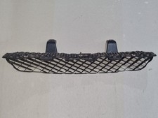 #265 Peugeot 5008 Bumper Grille Front 9814492680