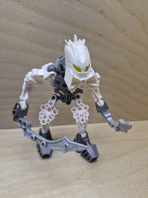 Lego Bionicle - SOLEK - 8945 - 100% Complete With Box & Manual