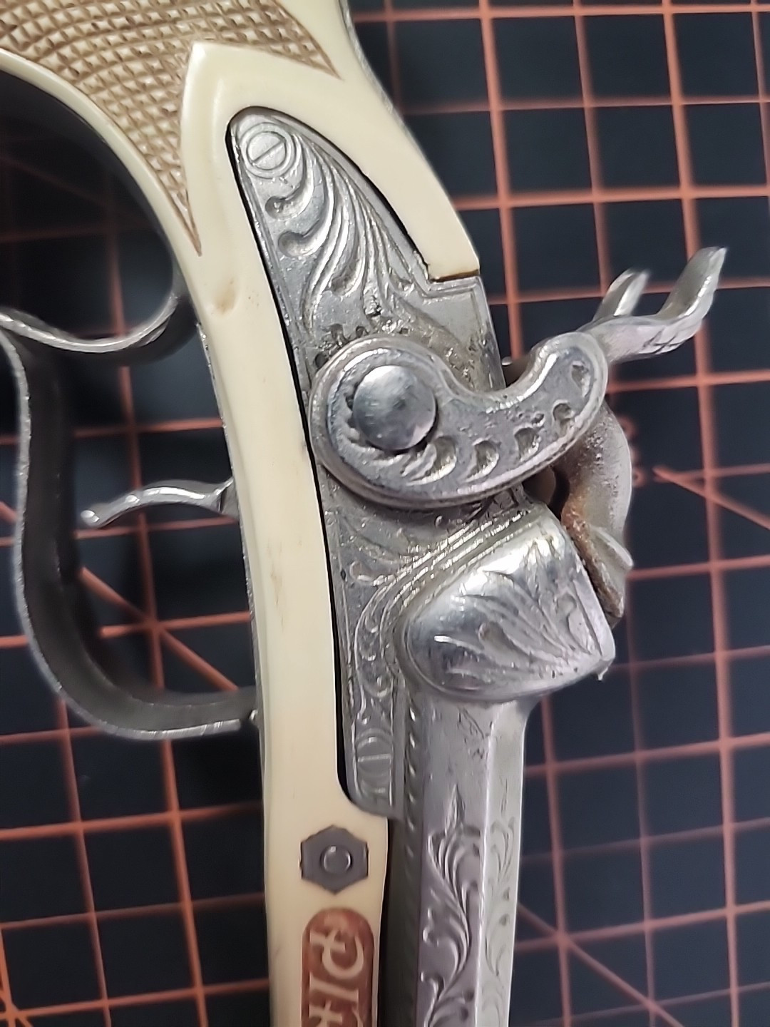 Vintage 1950s Hubley MFG Double Barrel Pirate Cap Gun Pistol