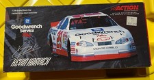 Kevin Harvick Action 2001 Monte Carlo #29 GM Goodwrench ROY 1:24 Diecast Car
